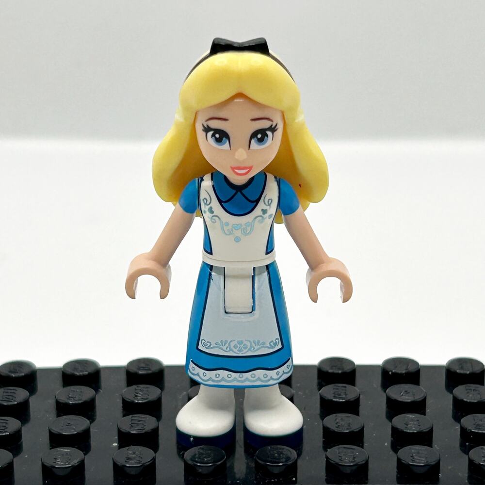 LEGO Disney Alice Minifigure Disney 100 in Wonderland Princess 43215 dis116 EUC